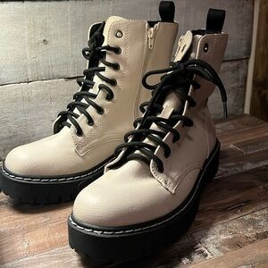 Sincerely Jules beige combat boots.